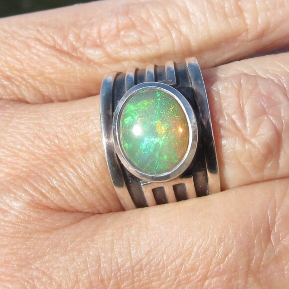 Beautiful Flashy Sterling Silver Large Opal Ring Wide Band Size 7 Fits 6.5-6.75 - Picture 3 of 16